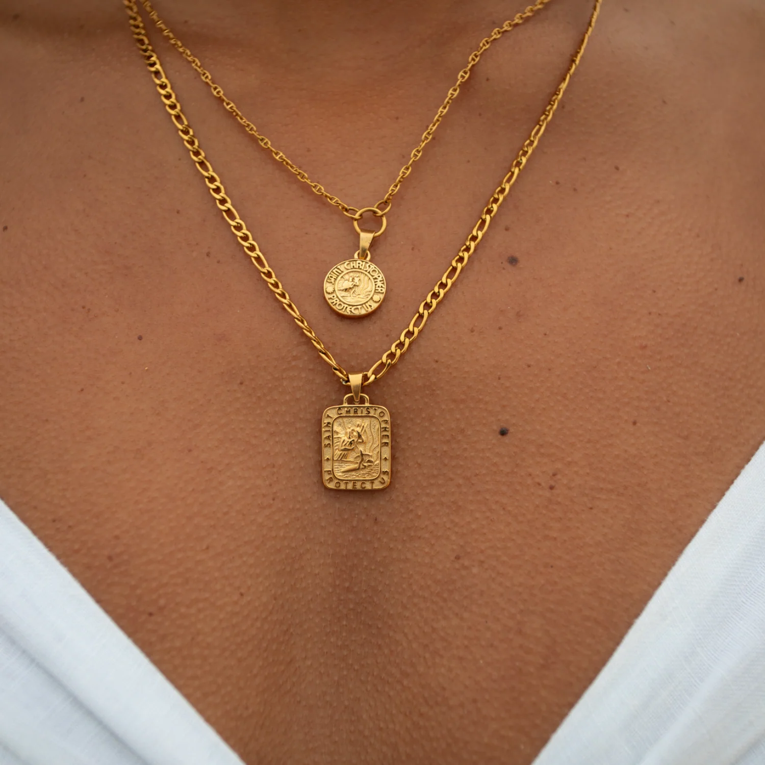 The Gold Traveler Rectangle Necklace - Image 4